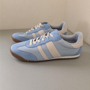 DV by Dolce Vita Blue Striped Shoes Women's Size 10 Sneakers Athletic Fashion